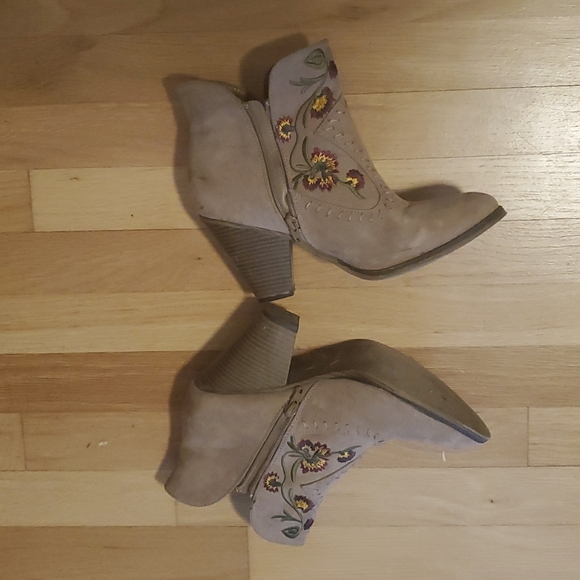 Booties - Picture 2 of 4